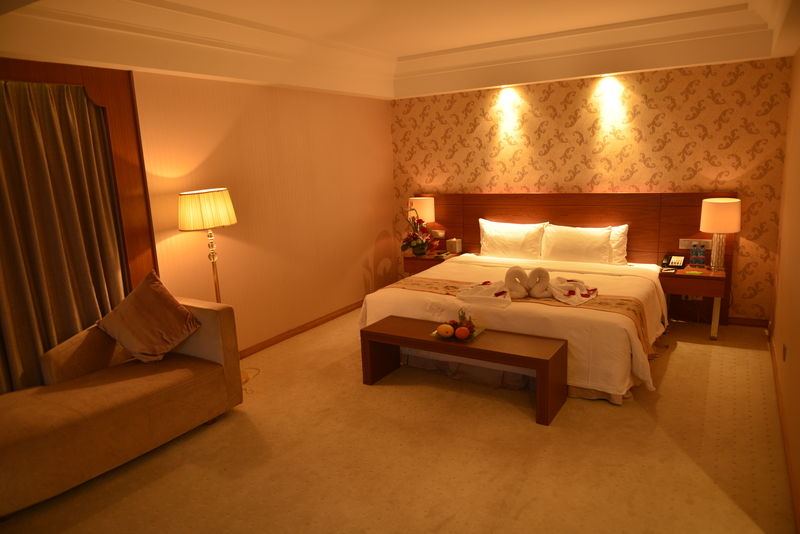 Vili International Hotel Гуанчжоу Экстерьер фото