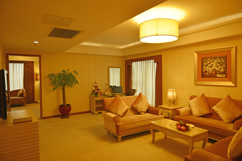 Vili International Hotel Гуанчжоу Экстерьер фото